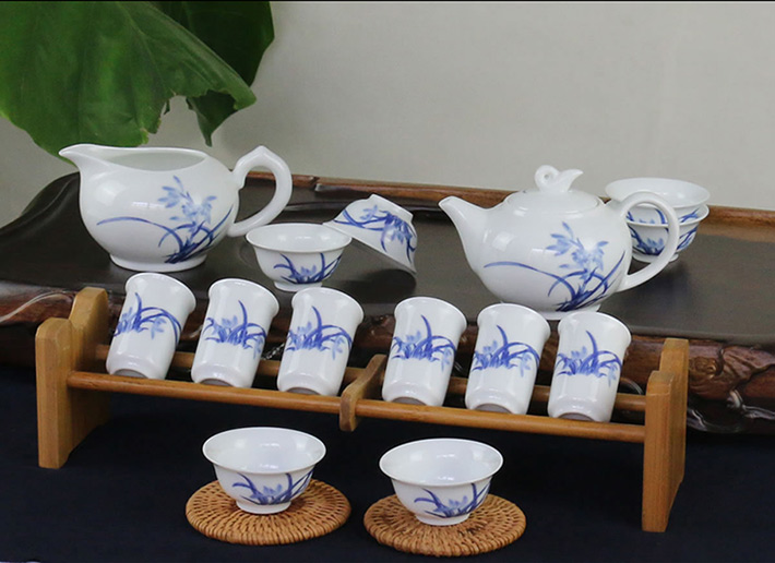 多头功夫茶具（带竹质茶海）