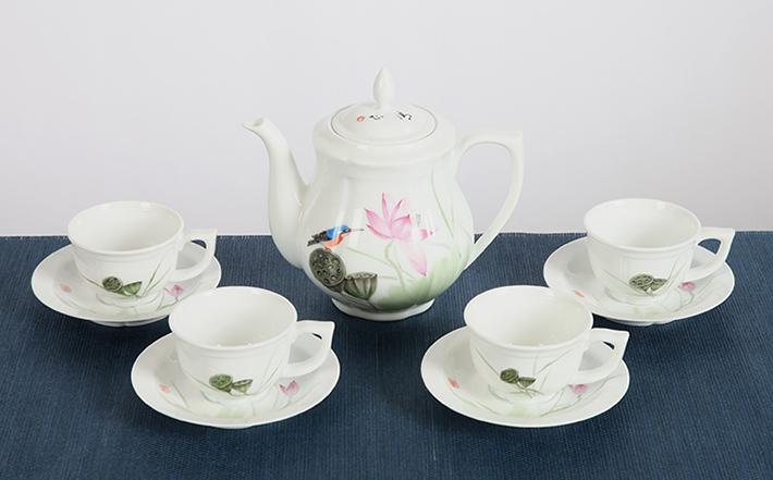 9头莲花茶具（河中幼憩）